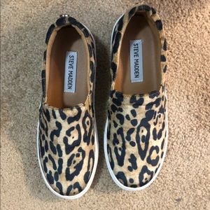 Steve Madden cheetah slip ons